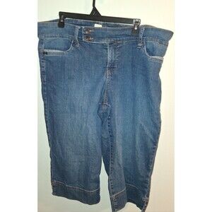 Sonoma Medium Denim Straight Leg Capri Pants Sz 16W